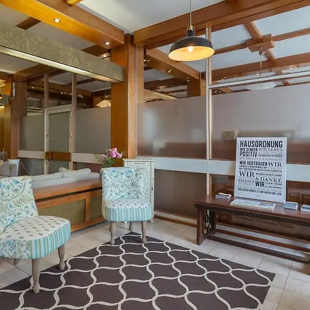 West * Sankt Kanzian am Klopeiner See