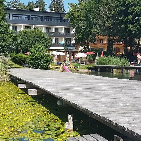 West * Sankt Kanzian am Klopeiner See