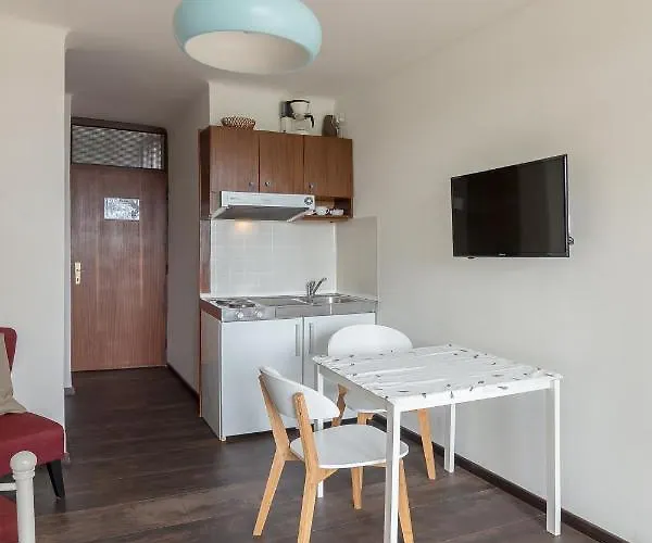 Apartament West