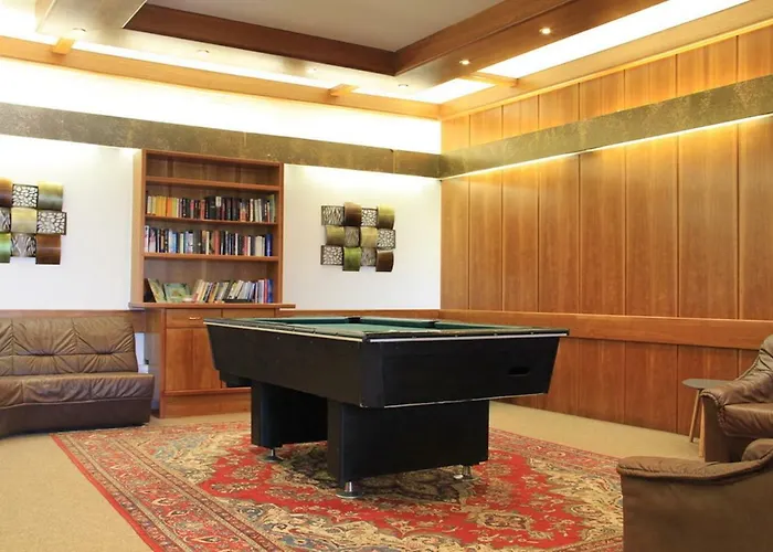 West Санкт-Канциан